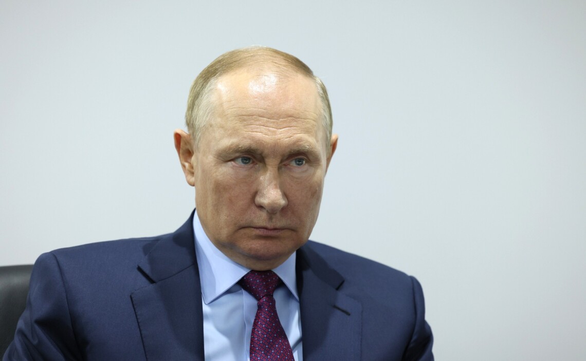 Путин лично в последний момент отменил ежегодную пресс-конференцию и послание к Федеральному собранию. Он опасается диверсий со стороны Украины перед своим выступлением.