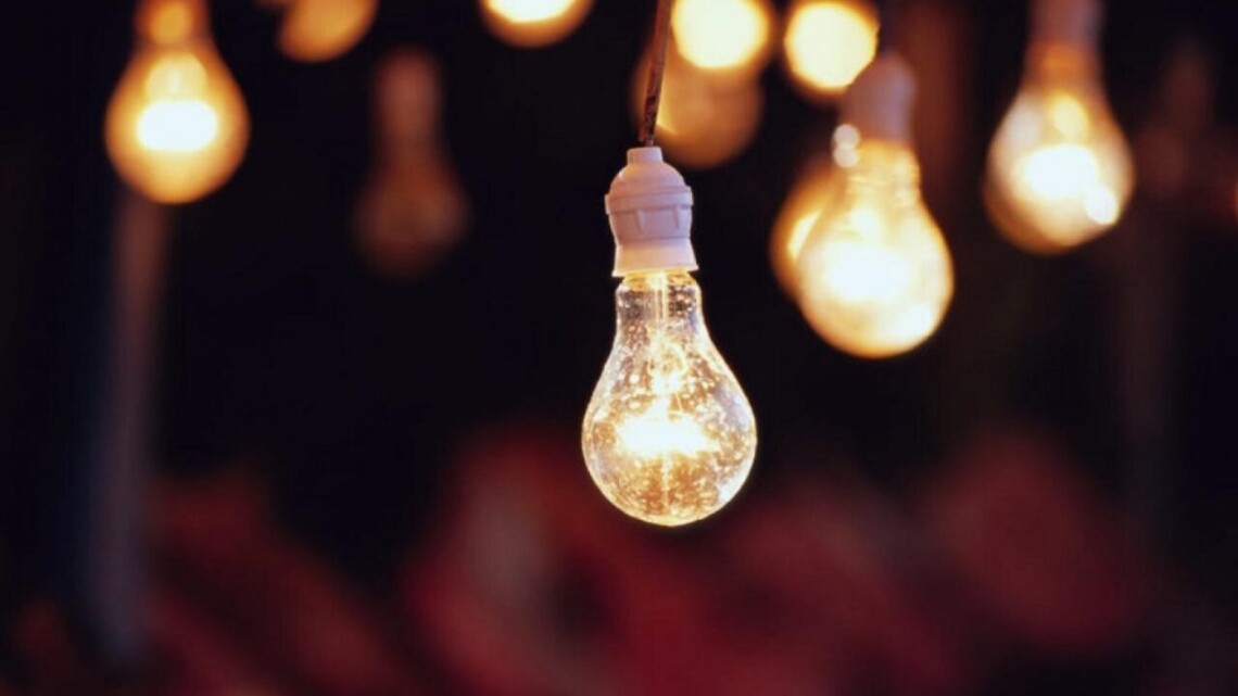 Энергетики Харьковщины начали подавать электроэнергию.  В Харькове свет есть у 55 процентов абонентов.