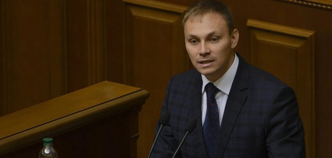 Антикоррупционный суд рассмотрел и избрал меру пресечения в виде залога члену украинского парламента от пророссийской фракции.
