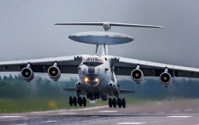 Росія перекинула у Білорусь свій літак далекого радіолокаційного виявлення А-50У, який використовується для коригування ударів.