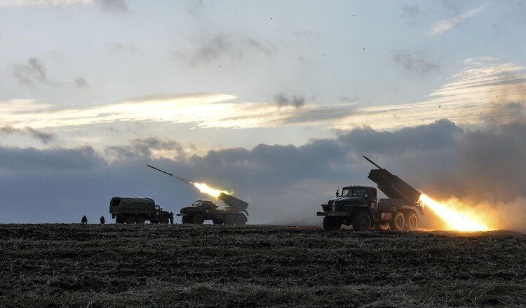За минувшие сутки, 9 января, российские оккупационные войска нанесли 94 удара по четырем общинам Сумской области.