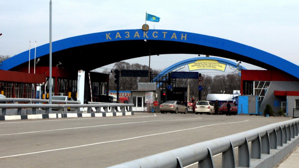 Власти Казахстана внесли изменения в правила въезда и пребывания иммигрантов в стране, в том числе для граждан Евразийского экономического союза.
