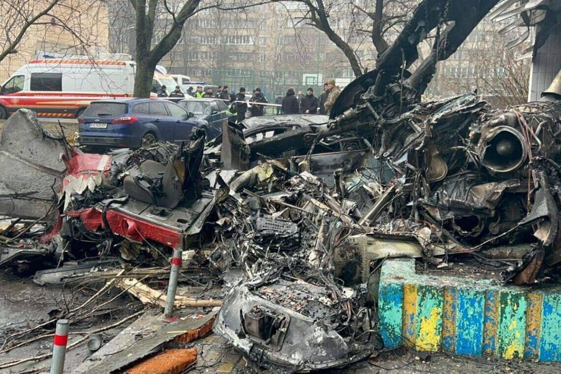 Кабінет міністрів України створив урядову комісію з розслідування причин авіакатастрофи вертольота у Броварах.