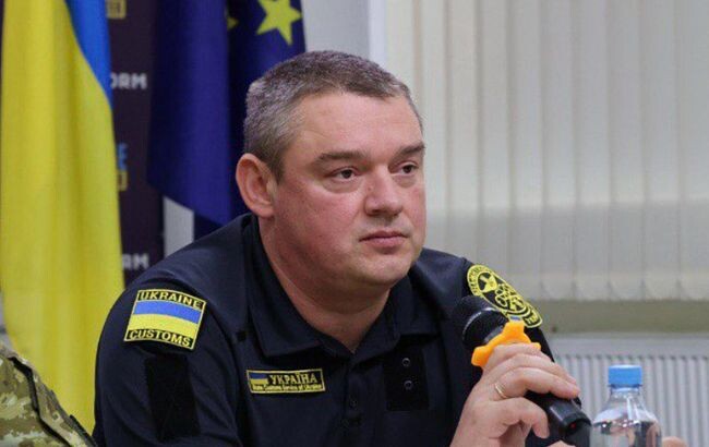 В среду, 1 февраля, Кабмин уволил руководство Гостаможни. Об этом сообщает нардеп Алексей Гончаренко в телеграме.