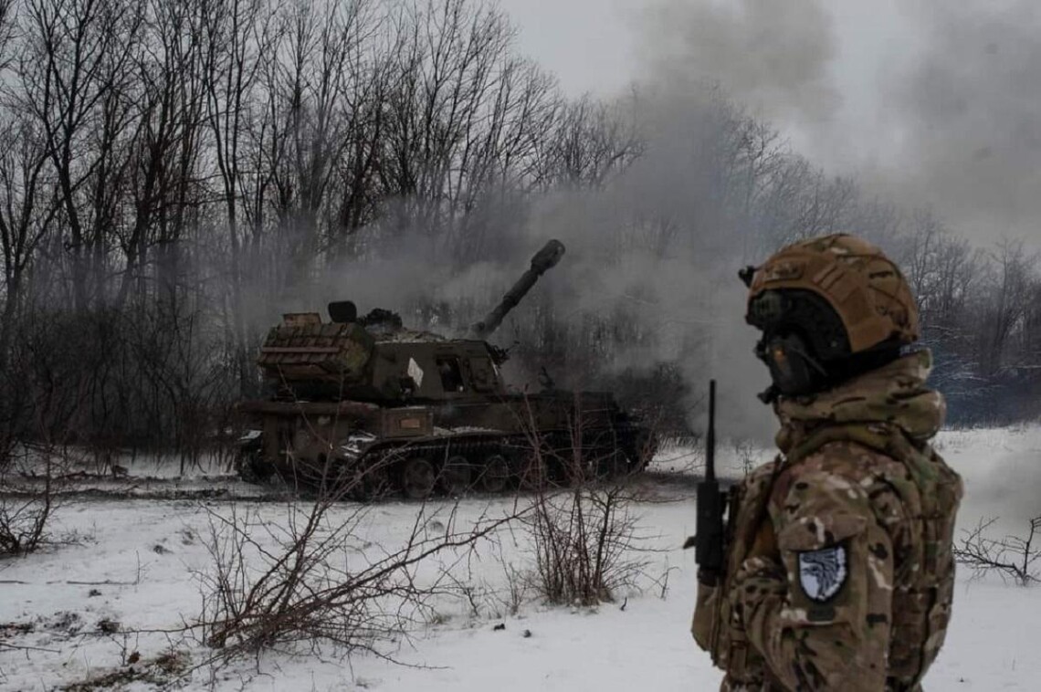 Враг, пытаясь взять под полный контроль территорию Донецкой и Луганской области, пытается наступать на пяти направлениях Украины.