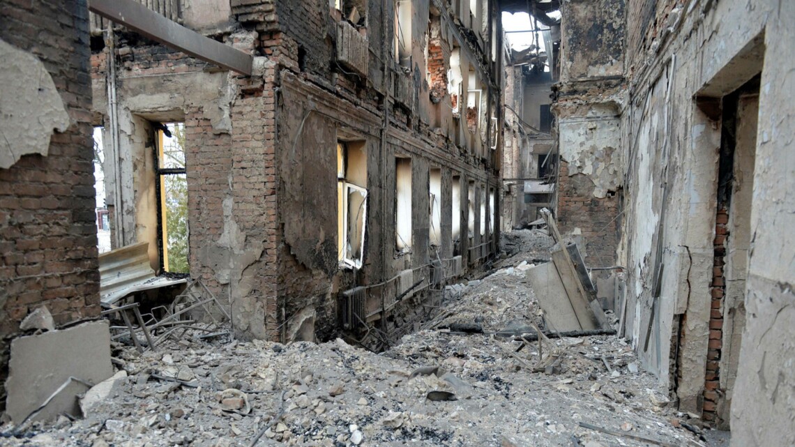 Терехов повідомив, що внаслідок обстрілів Харкова руйнувань зазнали понад п'ять тисяч будинків.