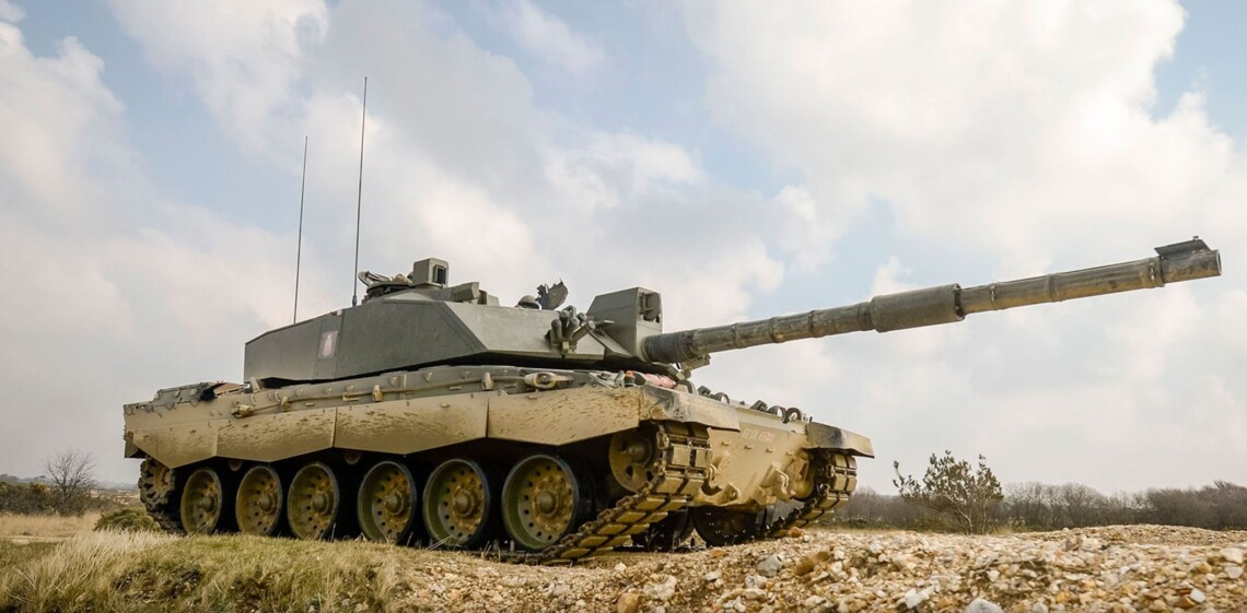 Украина запрашивала у Великобритании 14 танков Challenger 2, однако после визита президента Владимира Зеленского оказалось, что их количество вырастет вдвое.