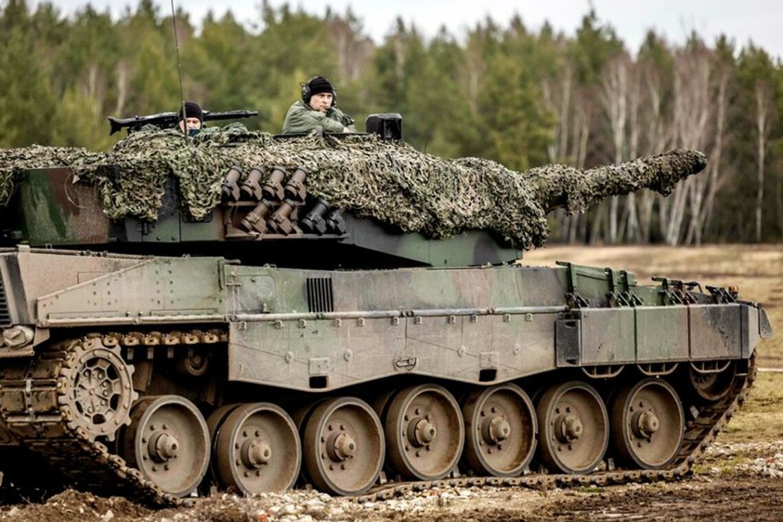 Польща має намір передати українській армії ще 10 танків Leopard 2 вже цього тижня, заявив міністр оборони Польщі Маріуш Блащак.