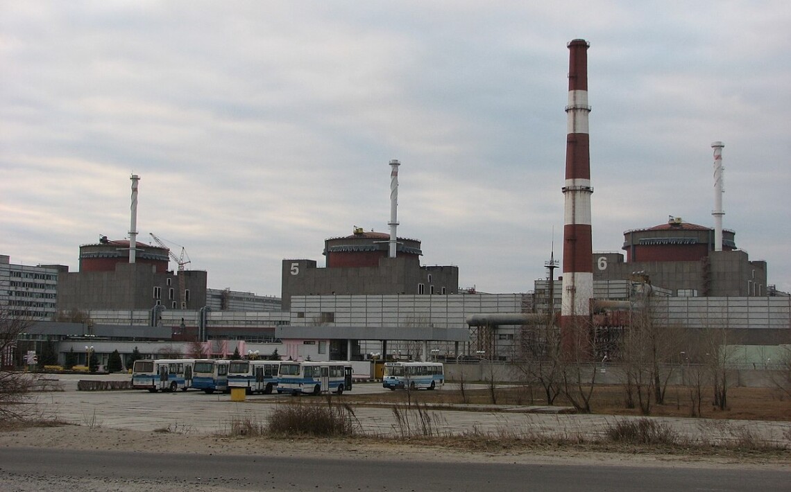 Специалистам удалось восстановить электроснабжение Запорожской АЭС, которая накануне была обесточена из-за действий российских оккупантов.
