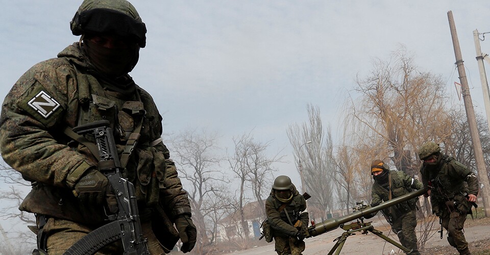 Российское военное руководство принимает меры по восстановлению живой силы оккупантов после больших потерь.