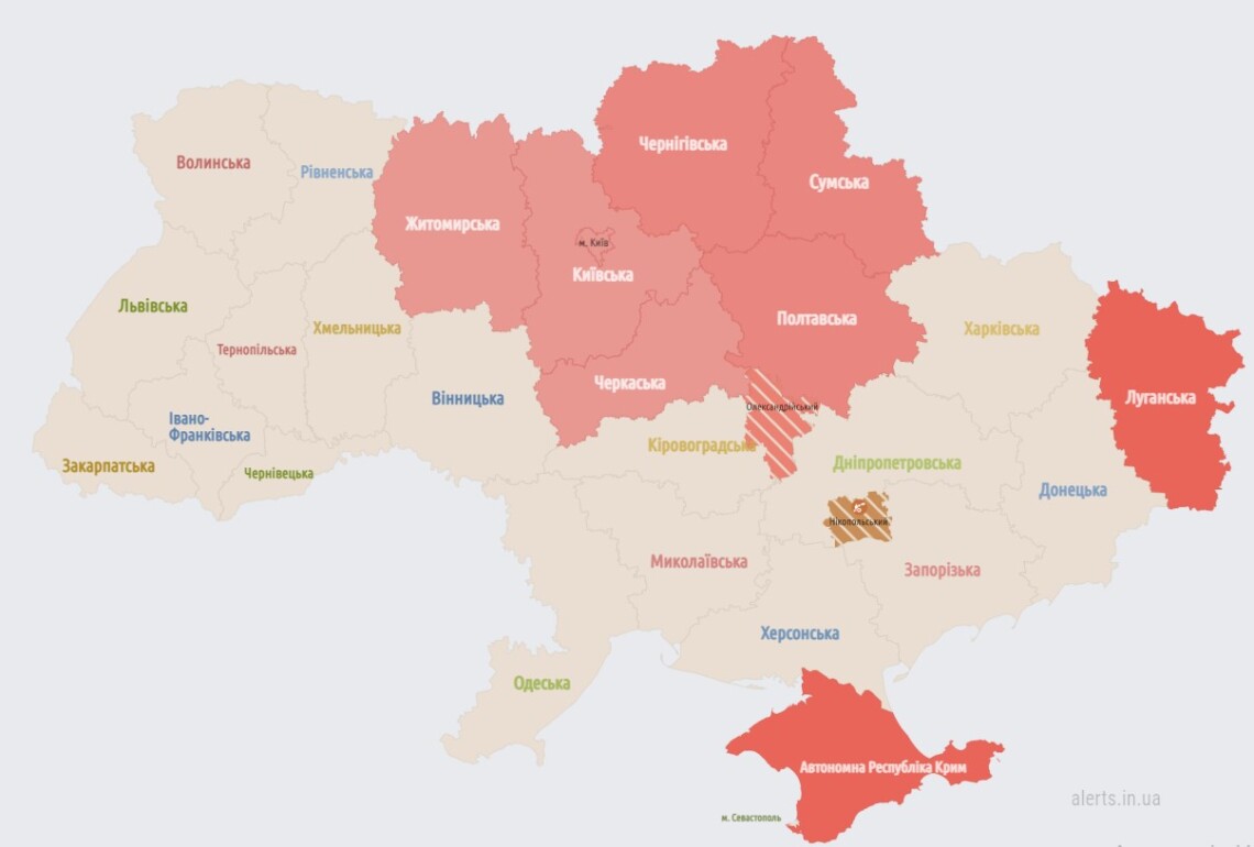 В целом воздушная тревога была объявлена в Киевской, Ровенской, Хмельницкой, Черниговской, Сумской, Полтавской, Житомирской и Черкасской областях, а также в Киеве.