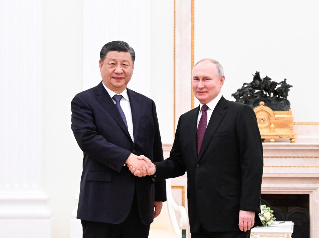Президент Си Цзиньпин очень четко дал понять российскому лидеру, что путин не должен разворачивать ядерное оружие.