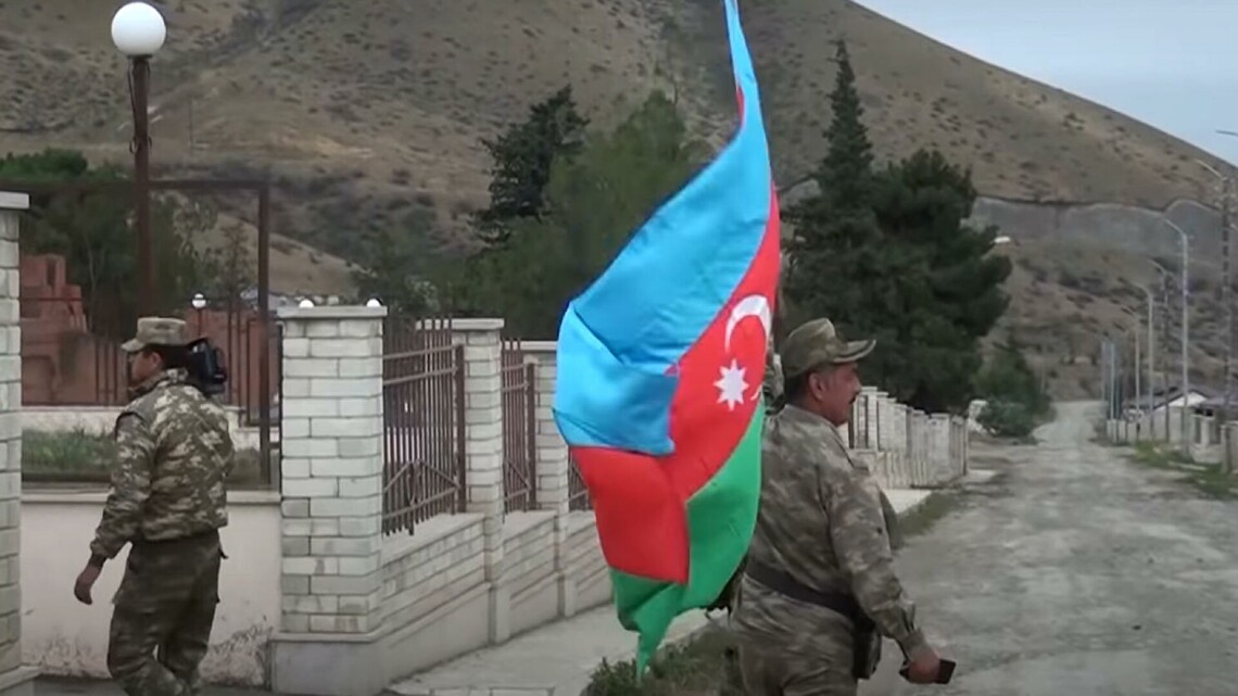Вірменія відкривала вогонь по позиціям військ біля Лачина, що розташоване на південно-західних схилах Карабаського хребта
