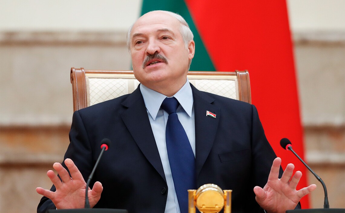 За словами самопроголошеного президента, російський диктатор путін сьогодні підписав указ про розміщення ядерної зброї на території сусідньої держави. Боєголовки вже прямують до Білорусі.