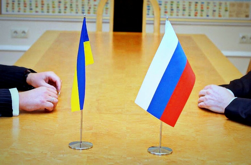 Заместитель главы МИД рф Михаил Галузин заявил о требованиях к миру с Украиной, отметив, что страна-агрессор хочет оставить себе оккупированные территории.