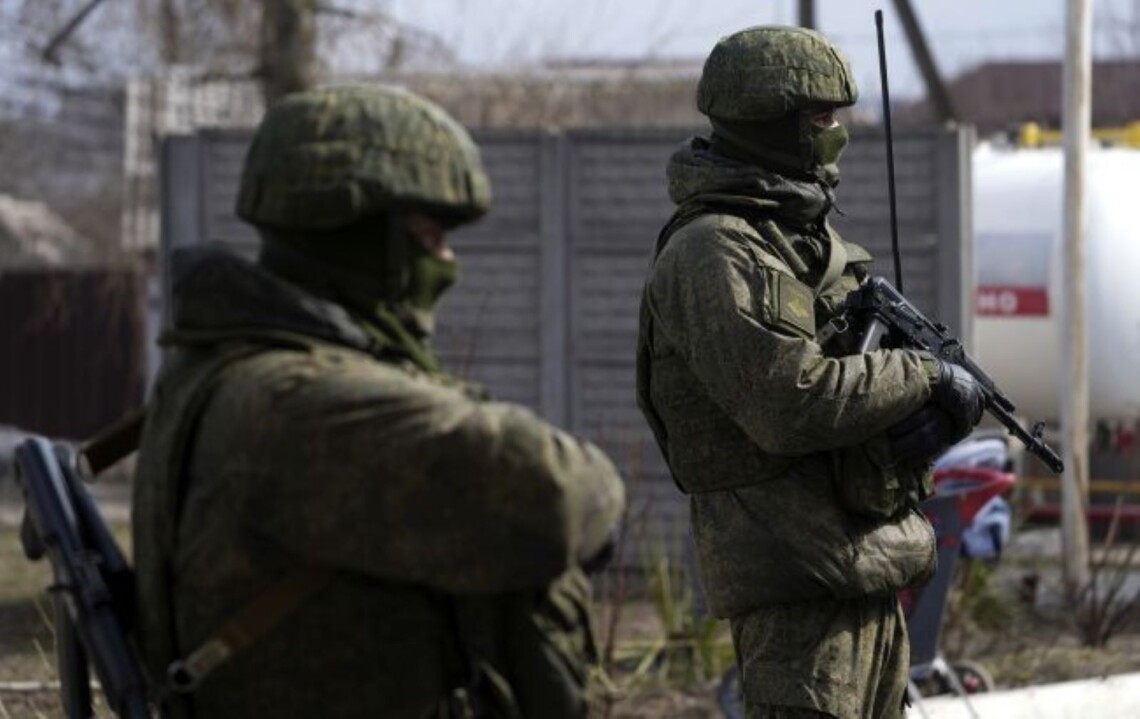 Російські військові віддали пологовий будинок у тимчасово окупованому Луганську для потреб бійців з ПВК Вагнер.