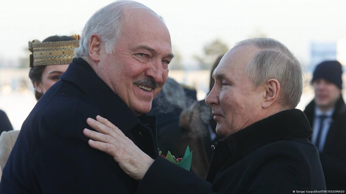 Беларуский диктатор прокомментировал слова президента Казахстана Касым-Жомарта Токаева, назвавшего проблемой ядерное оружие одно на двоих у рф и Беларуси.