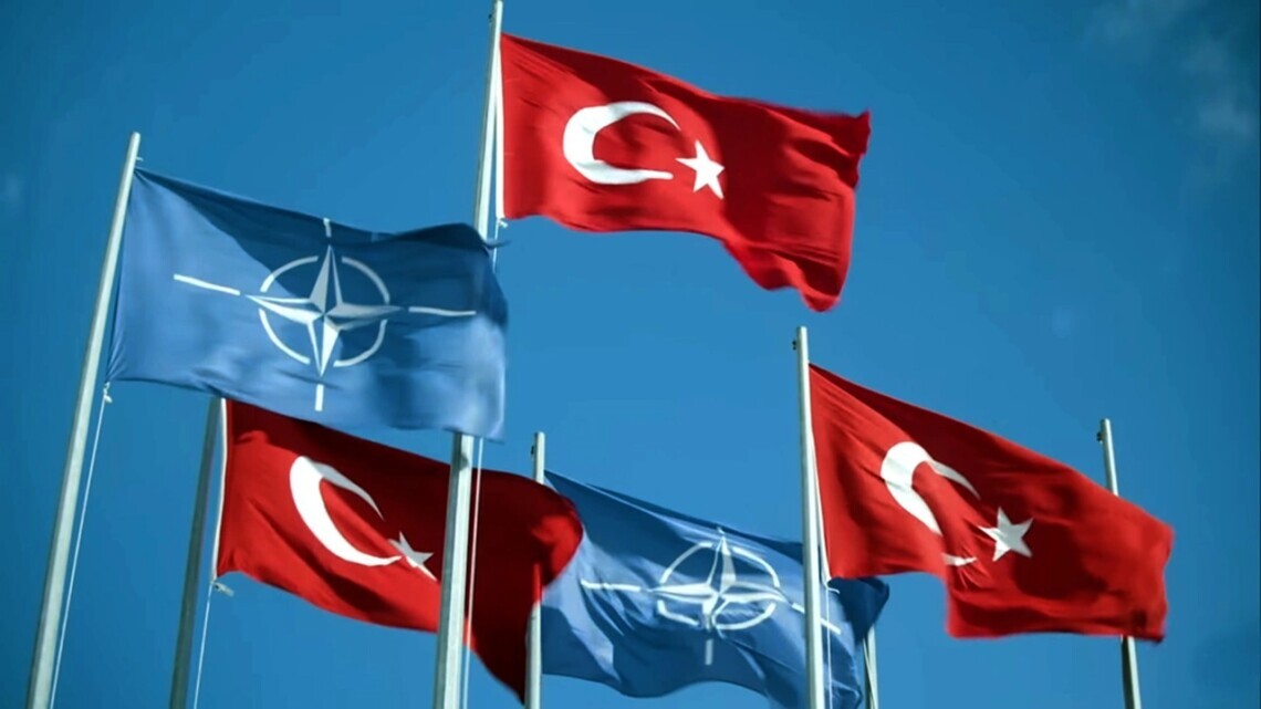 У Стамбулі розпочались переговори президента Туреччини Реджепа Таїпа Ердогана та генерального секретаря НАТО Єнса Столтенберга.