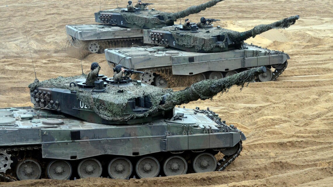 Україна отримає від Іспанії військовий шпиталь, 4 танки Leopard 2А4 і 20 бронемашин, заявила міністерка оборони Іспанії Маргарита Роблес.