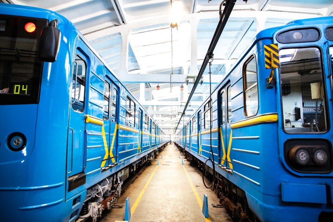 З понеділка, 2 жовтня 2023 року, у метрополітені Києва буде скорочено інтервали між поїздами.