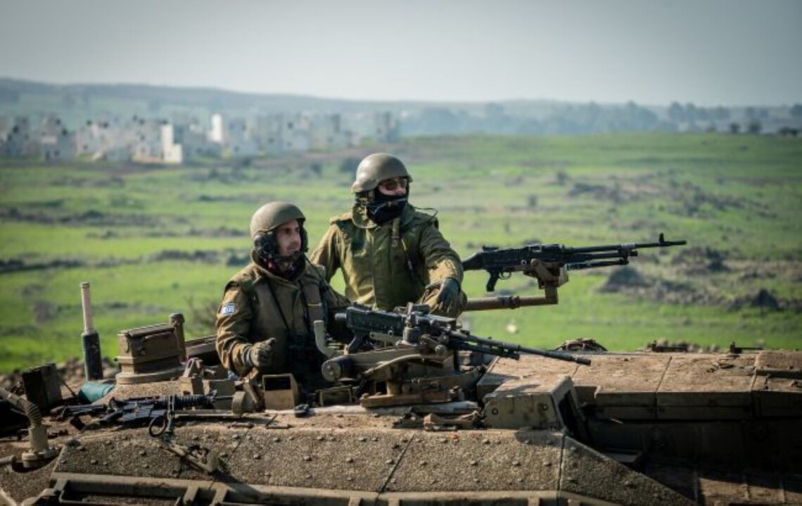 Израильские войска заявили, что Ливан нанес удары по их территории, поэтому они атаковали в ответ.