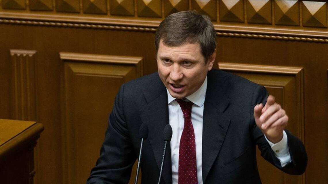 Правоохранители могут сообщить о новом подозрении народному депутату Сергею Шахову, который в данный момент находится в розыске по делу о недостоверном декларировании.