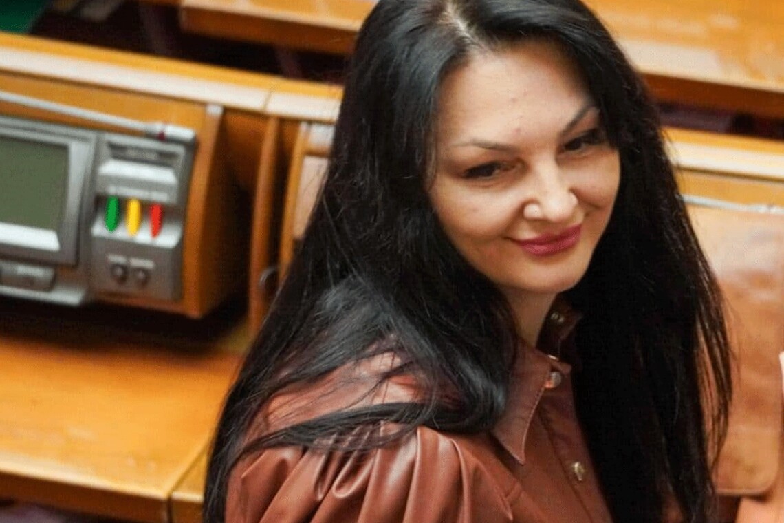 САП приняла решение о завершении досудебного расследования по делу в отношении депутата Людмилы Марченко и ее помощницы Анастасии Колесник.
