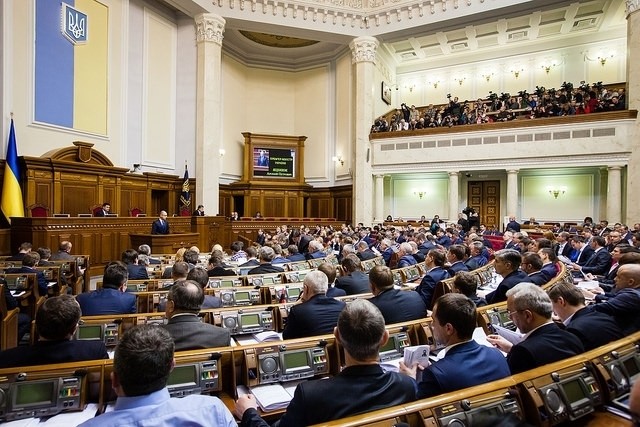 Народні депутати зареєстрували у Верховній Раді проект закону №3442-1 щодо закріплення норм із протидії дискримінації в Трудовому кодексі України.