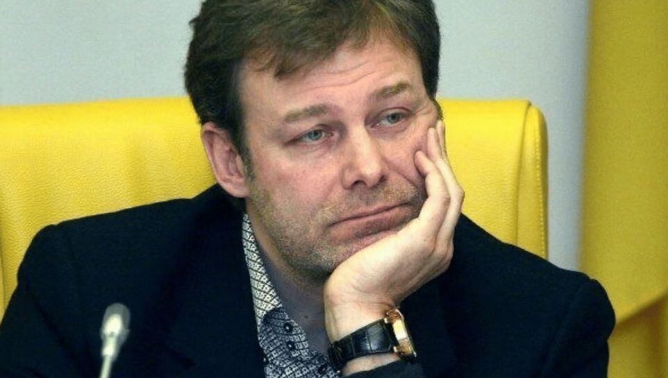 Народний депутат Віталій Данілов із фракції Батьківщина написав заяву про дострокове припинення повноважень.