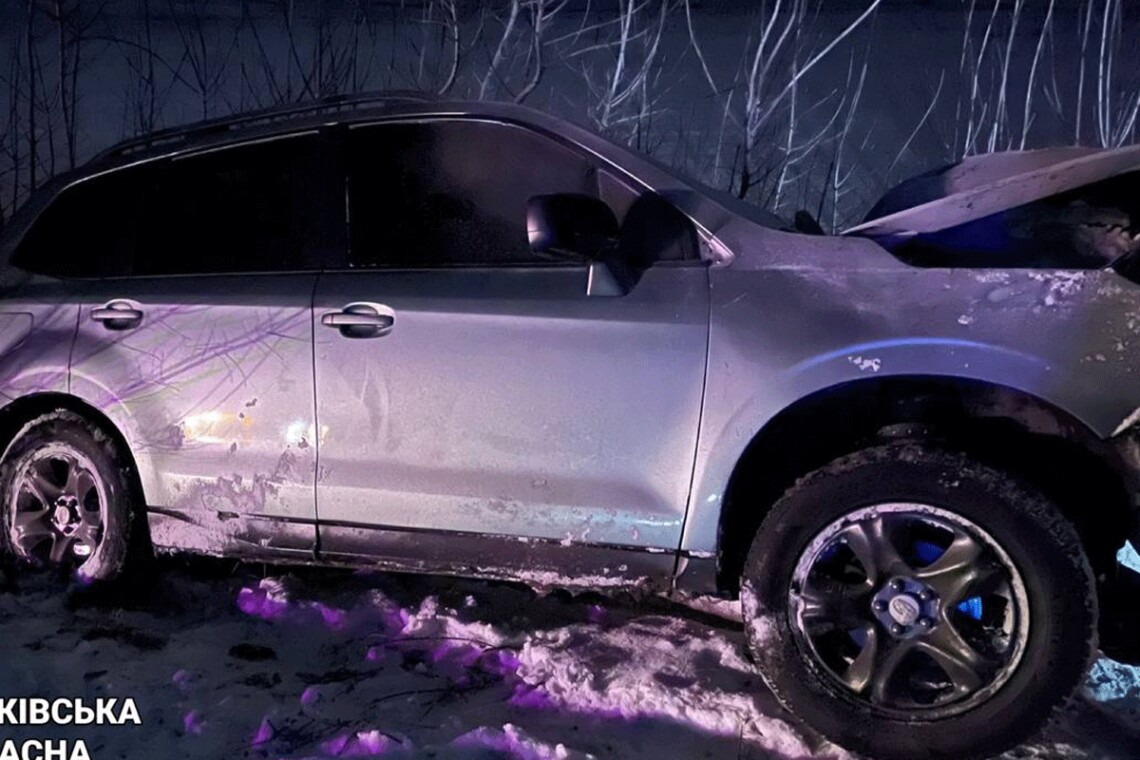 На Харківщині водій легковика збив на смерть двох військових. Винуватця аварії заарештували.