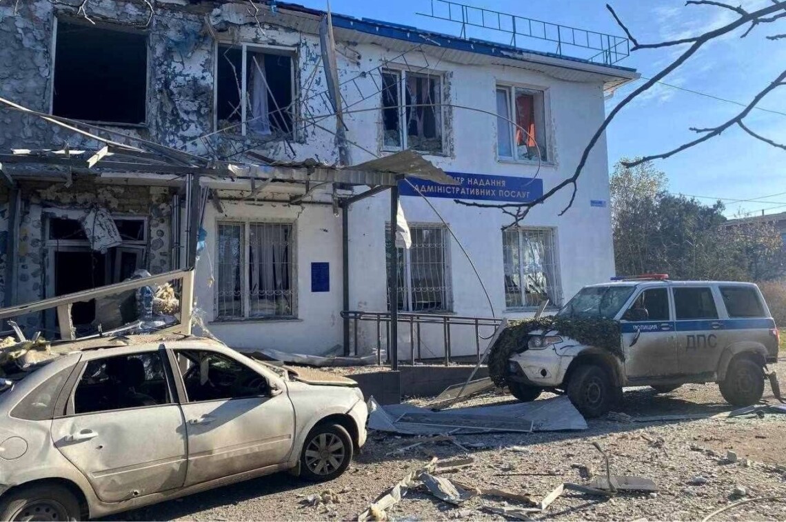 В окупованому селі Ювілейне під удар потрапила будівля, де проходила нарада росіян. Відомо про п'ятьох загиблих високопосадовців.
