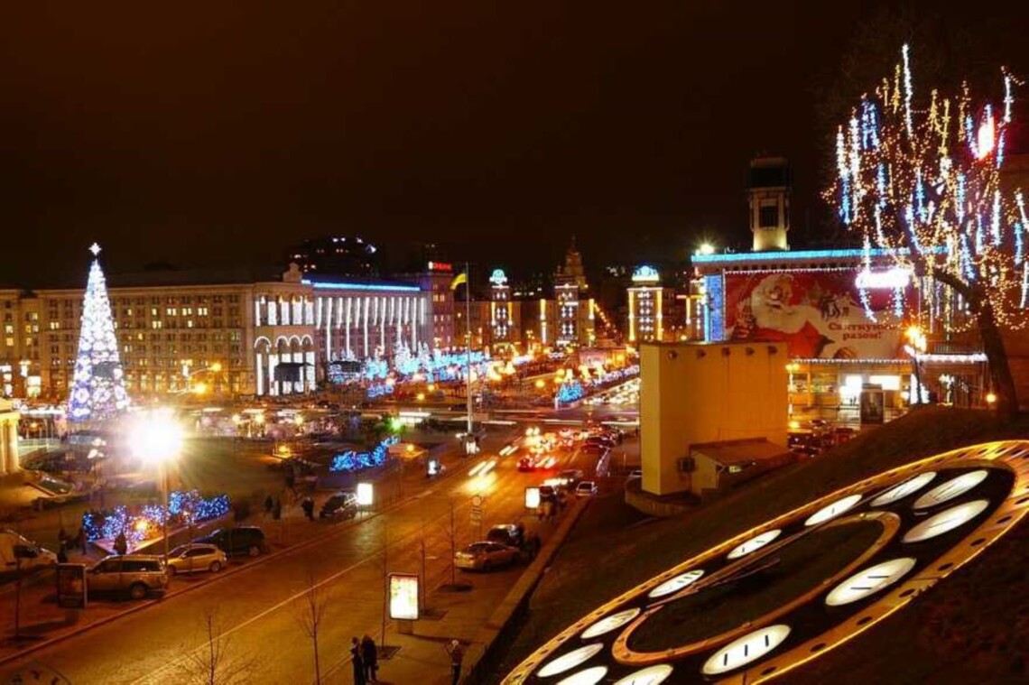 Комендантську годину у Києві на різдвяні та новорічні свята не будуть змінювати. Вона триватиме з 00:00 до п'яти годин ранку.