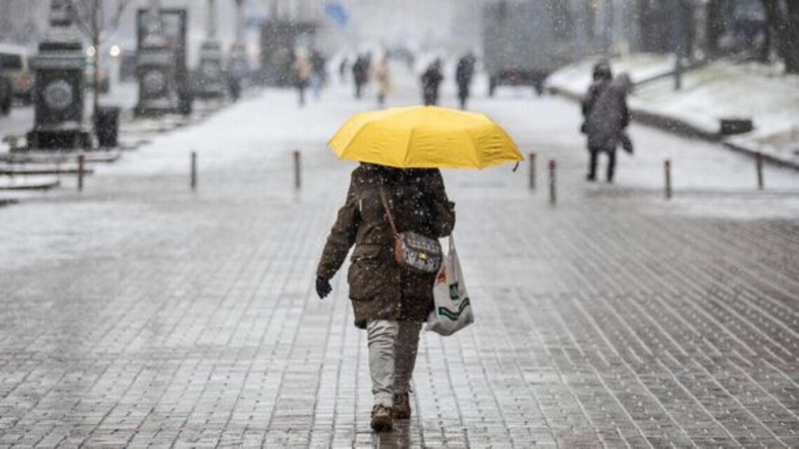 Новий тиждень в Україні розпочнеться з невеликого дощу. Втім повітря прогріється до 7-12 градусів тепла.