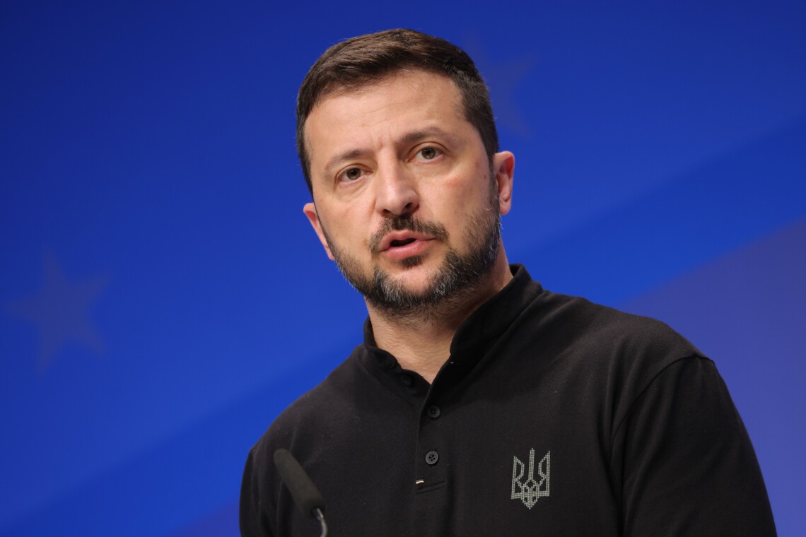 стаття Чисельність ЗСУ, покупка систем ППО та угода про надра: топ обіцянок Зеленського за місяць