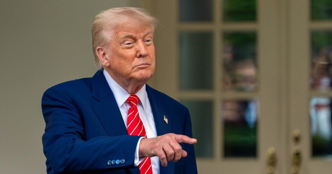 Трамп пригрозив додатковими тарифами для країн, які підтримують БРІКС