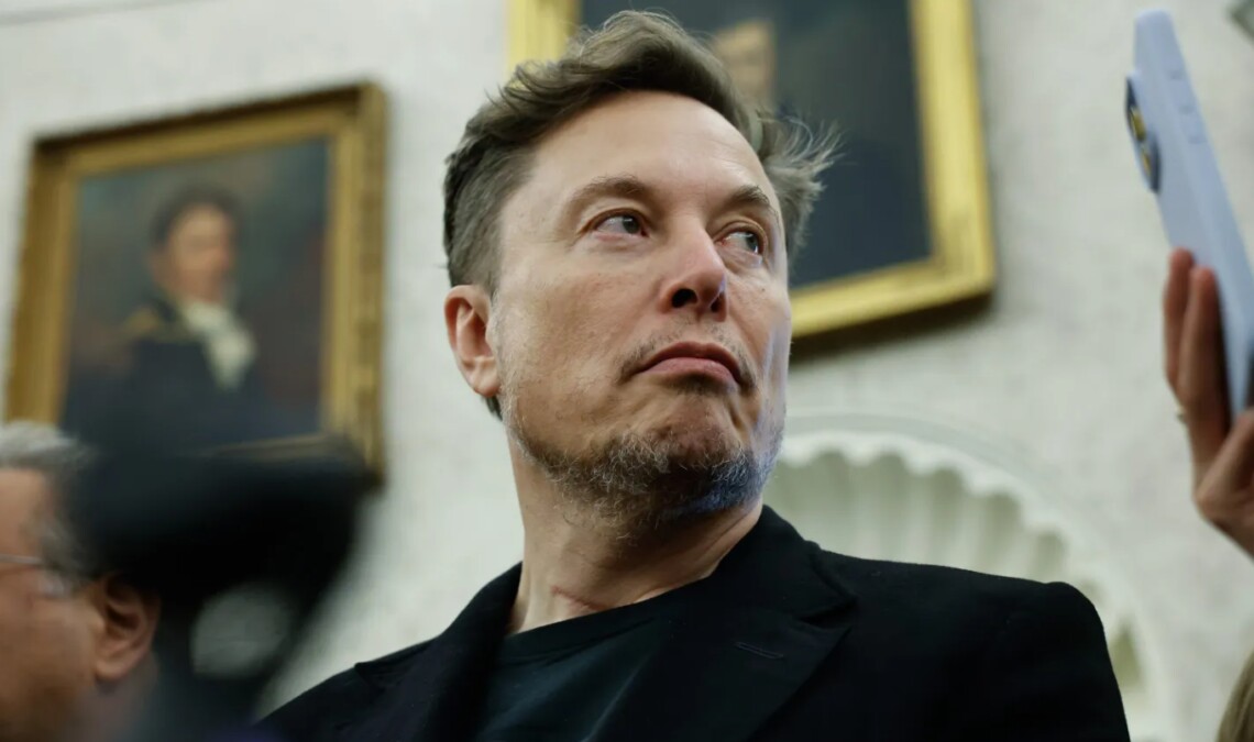 Маск наказав відключити Starlink під час наступу України у вересні 2022 року – ЗМІ