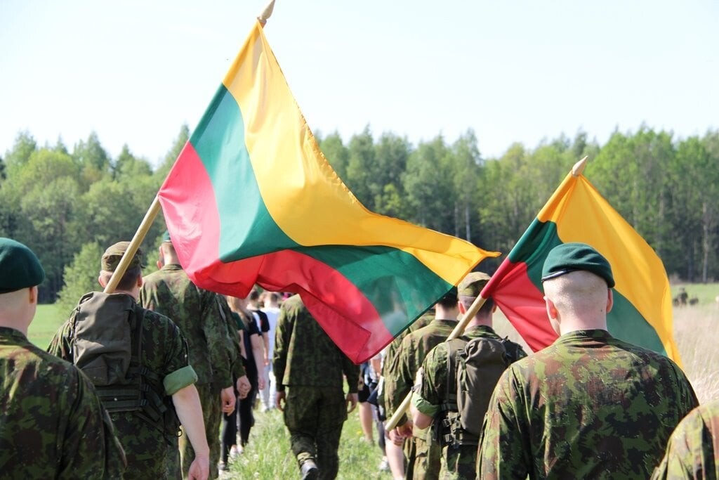 У Литві розповіли, скільки військових готові відправити до України