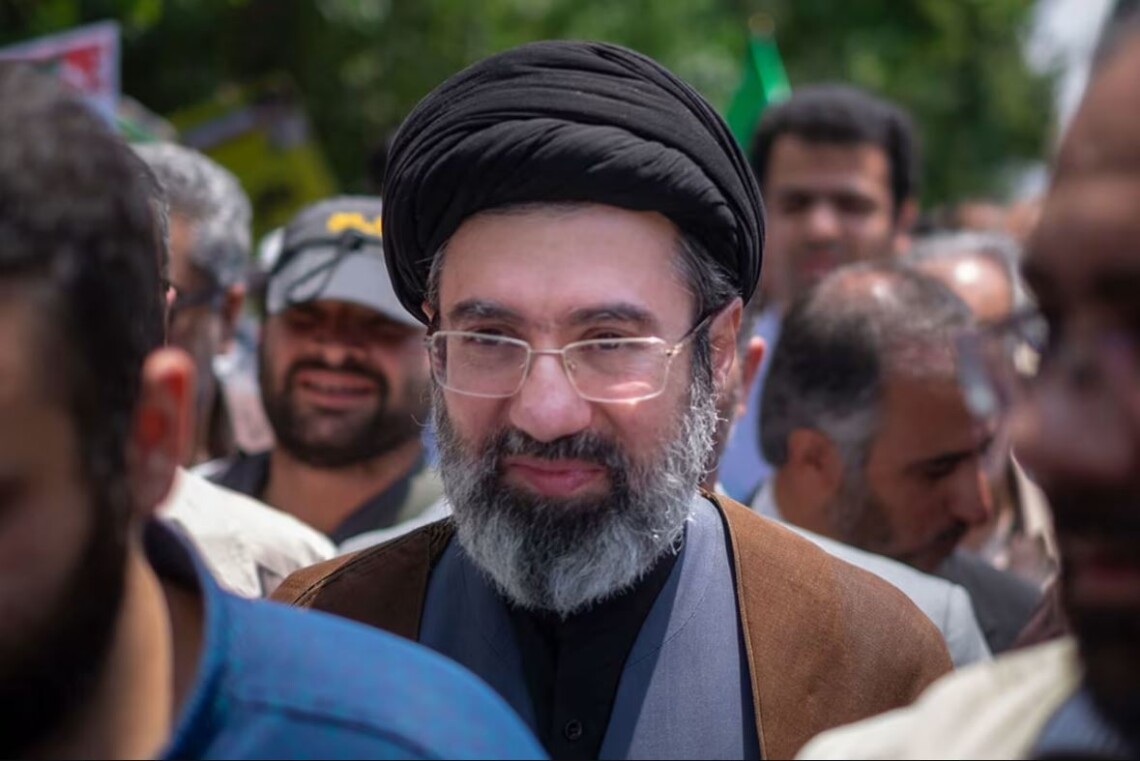 Іран офіційно назвав сина Алі Хаменеї наступним верховним лідером країни