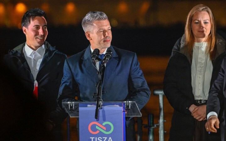 90 млрд кредиту та вступ до ЄС: Politico спрогнозувало наслідки перемоги Мадяра для України