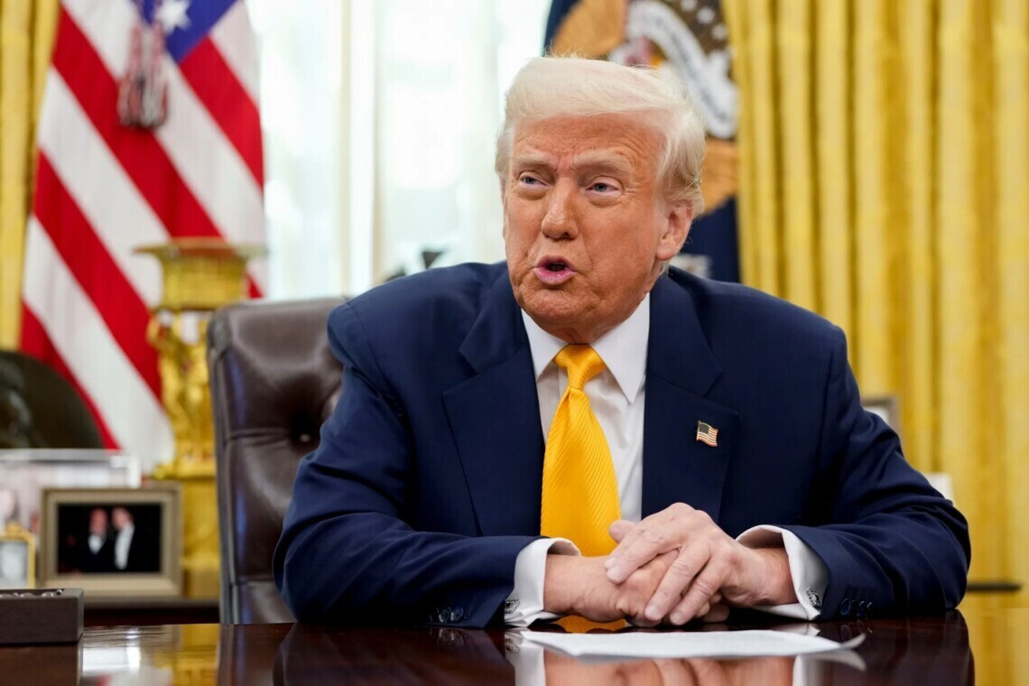 Трамп прокоментував бажання додати пункти про Іран до проєкту Грема про санкції проти рф
