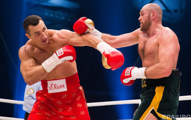 Бой между боксерами украинцем Владимиром Кличко и британцем Тайсоном Фьюри состоится 29 октября в Манчестере. Об этом сообщил тренер британского спортсмена.