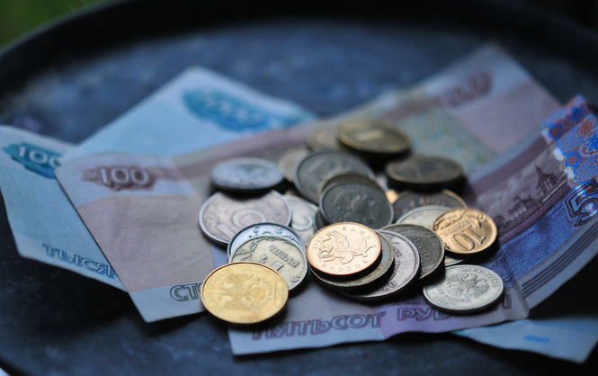 Заступник міністра фінансів Олексій Лаврова повідомив, що Резервний фонд Росії буде вичерпаний наступного року. Після цього фінансування дефіциту Бюджету почнеться з Фонду національного добробуту.
