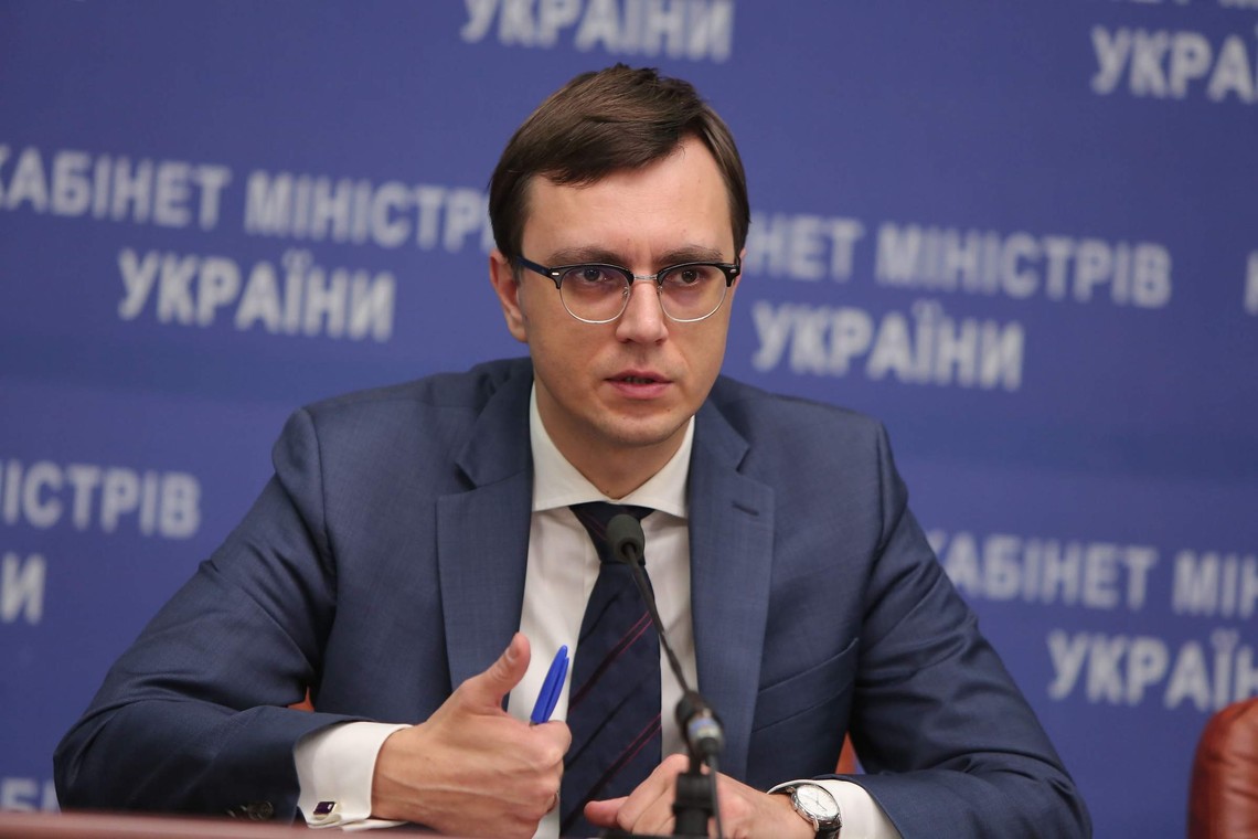 Міністр інфраструктури України Володимир Омелян не зміг виконати свою обіцянку, що стосується перейменування київського аеропорту.