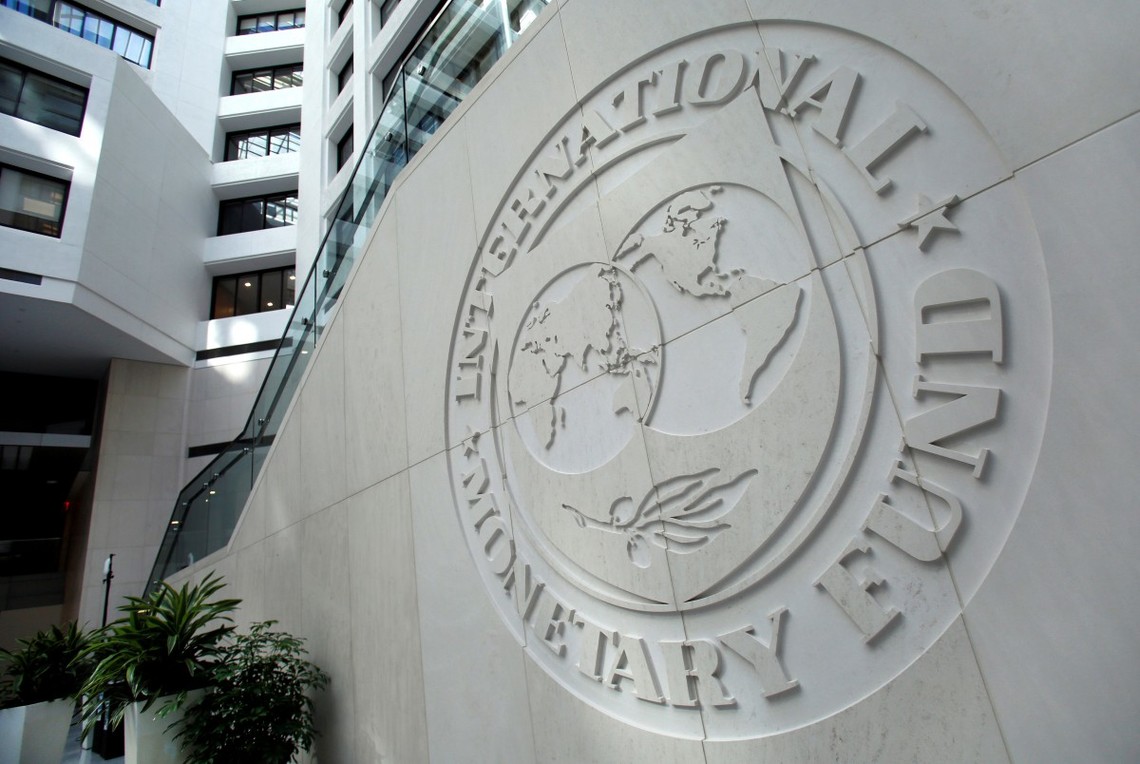 У Нацбанку зазначили, що наразі ймовірність отримання Україною четвертого траншу від МВФ дещо знизилася.