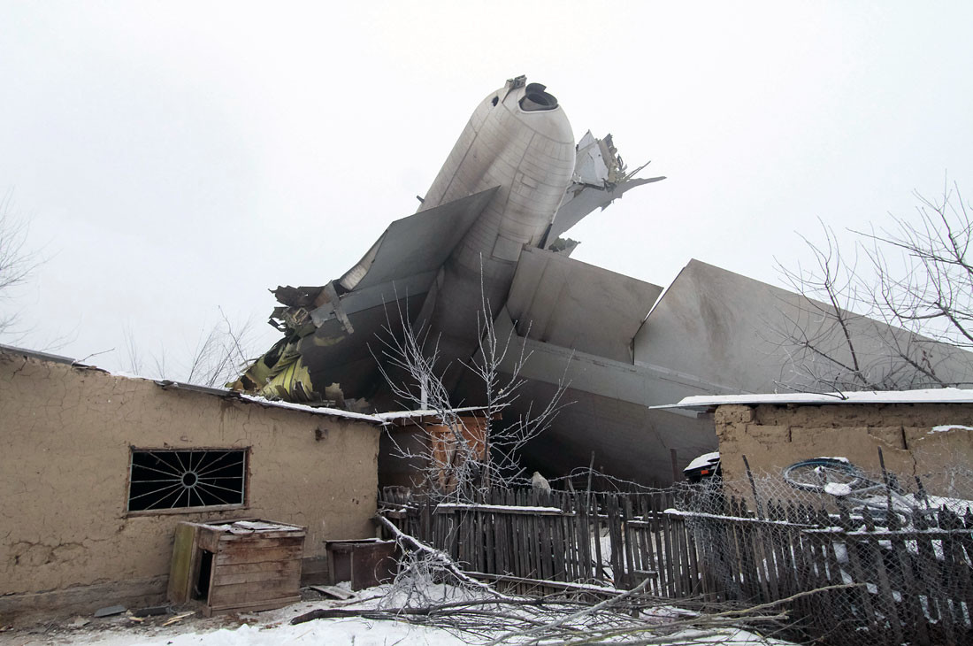 У Міністерстві закордонних справ України поки не знають, чи є серед постраждалих у результаті авіакатастрофи в Киргизстані українці.