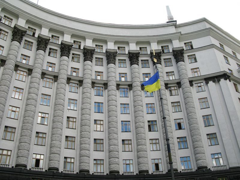 Кабінет міністрів України ухвалив рішення збільшити вдвічі грошову допомогу сім'ям загиблих і постраждалим на Євромайдані.