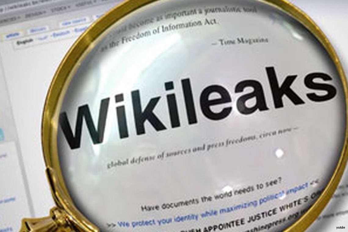 WikiLeaks опублікував компромат на кандидатів в президенти Франції Франсуа Фійона і Марін Ле Пен.