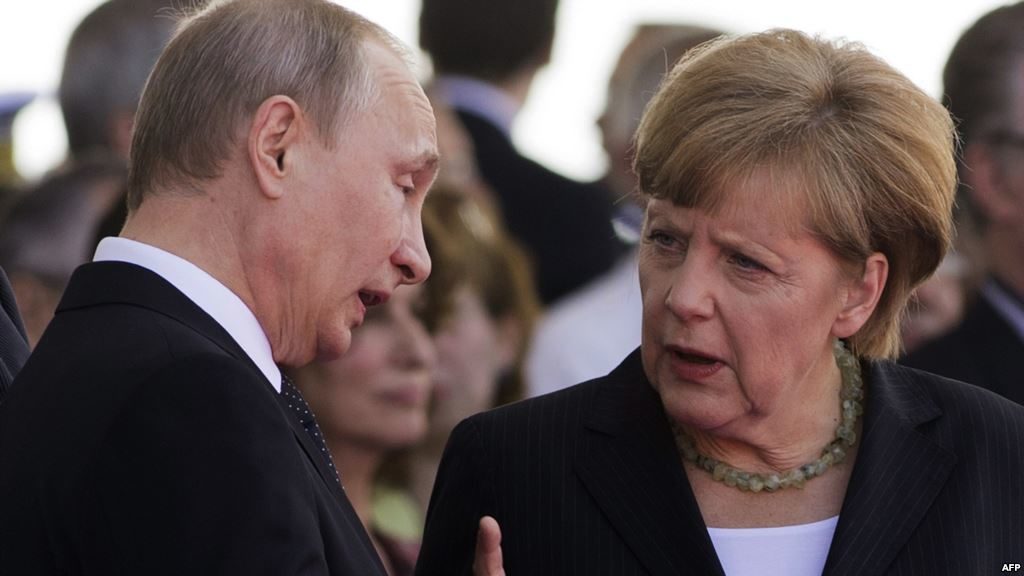 Президент Росії Володимир Путін і канцлер Німеччини Ангела Меркель домовилися провести зустріч у нормандському форматі найближчим часом.