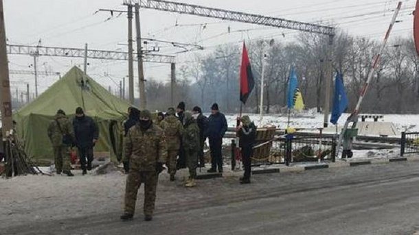 Штаб блокади торгівлі з Донбасом хоче встановити контроль за енергосистемою України через запровадження НС.