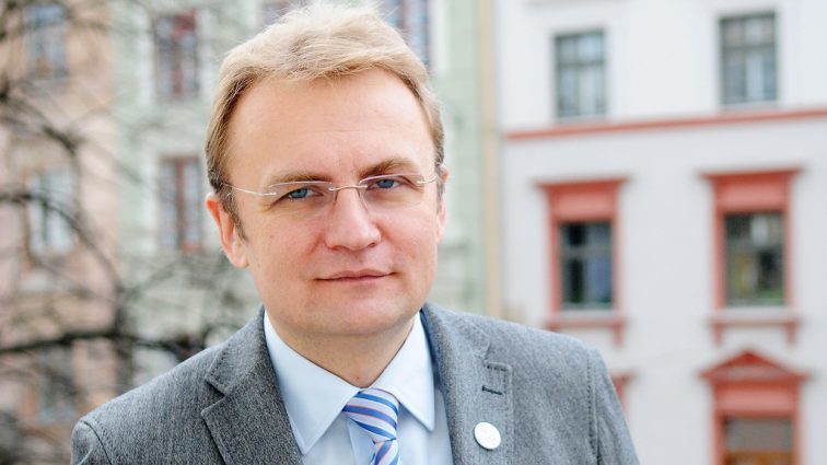 Мэр Львова Андрей Садовый рассказал о подписании меморандума о прекращении «мусорной блокады» города.